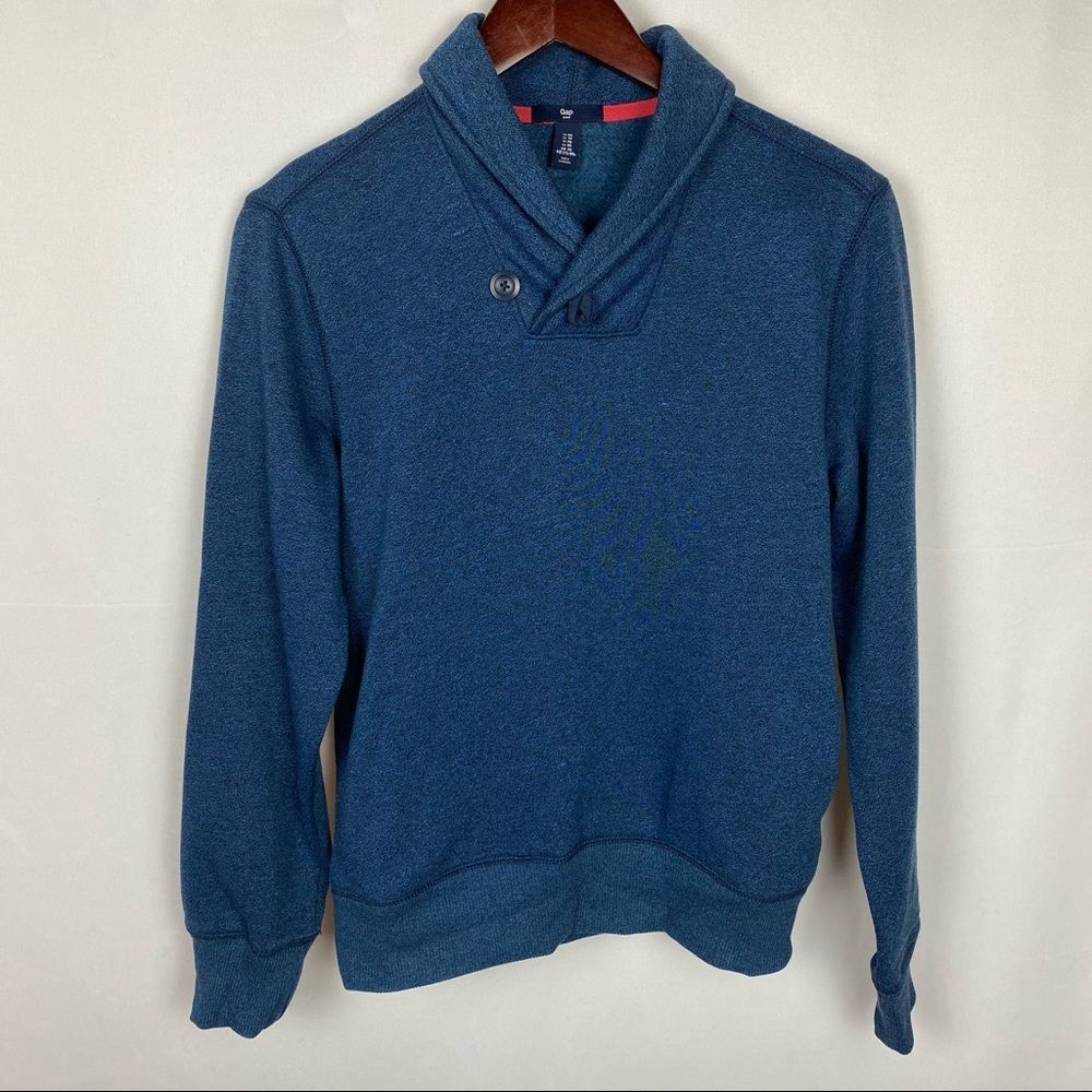 Gap‎ Sweater